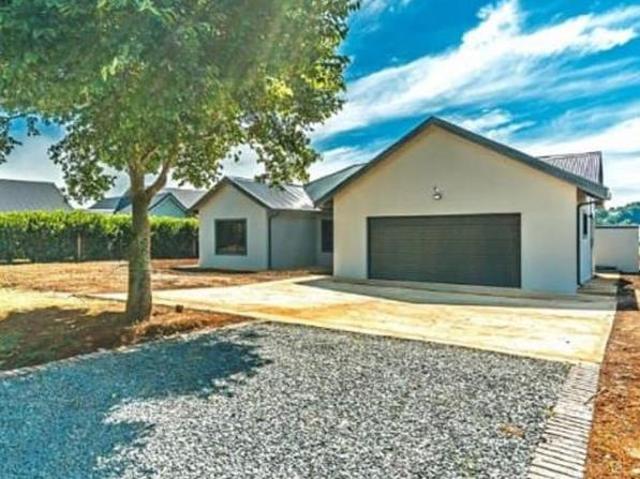 Townhouse for sale in Umgungundlovu, Kwazulu-natal