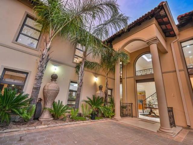 Townhouse for sale in Bloemfontein, Free State