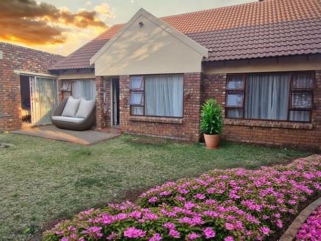 Townhouse for sale in Bloemfontein, Free State