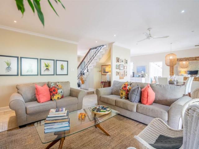Townhouse for sale in Seaview, Kwazulu-natal