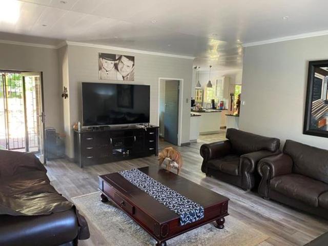Townhouse for sale in Dr Ruth Segomotsi Mompati District Municipality, North West