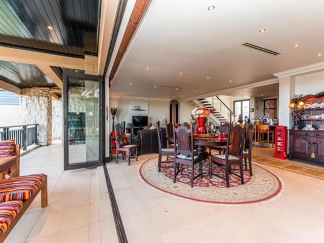 Townhouse for sale in Princess Grant, Kwazulu-natal