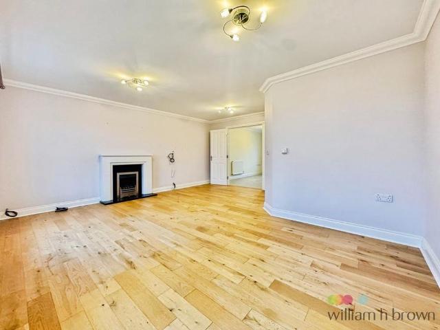 Townhouse for rent in The Hampdens, Burgh St Peter