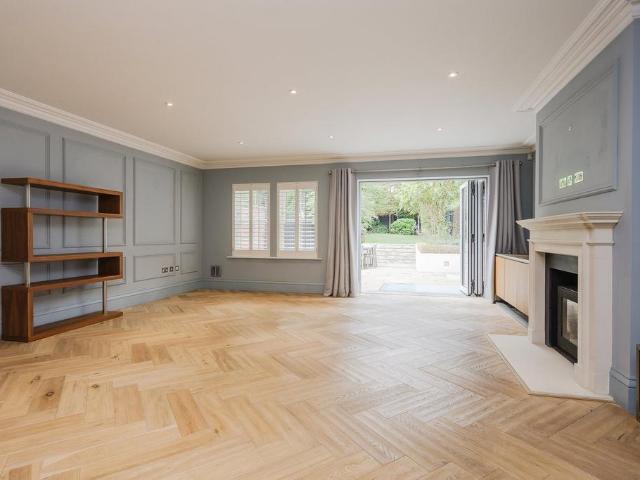 House for rent in Blackhills, Surrey