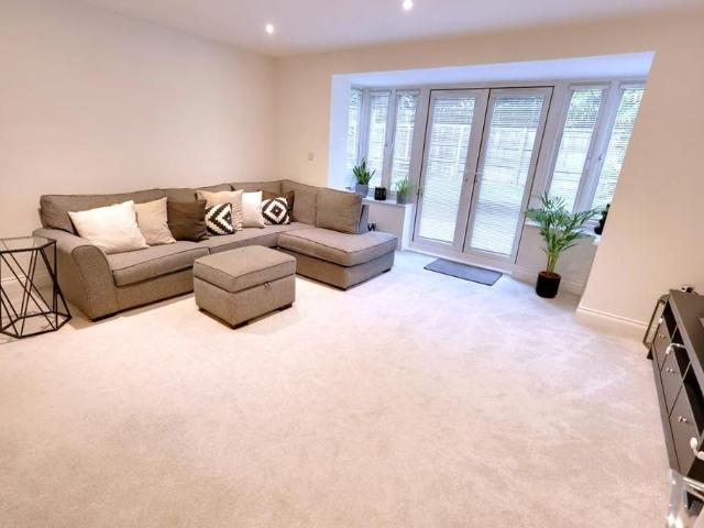 Townhouse for rent in Bolton Low Houses, Hampshire