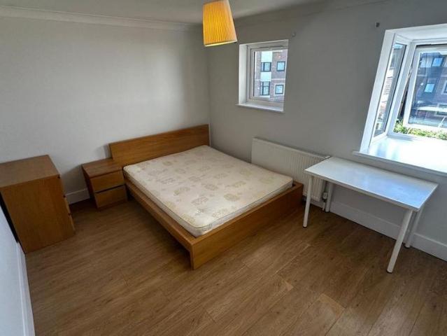 Townhouse for rent in Isle Of Dogs, Greater London