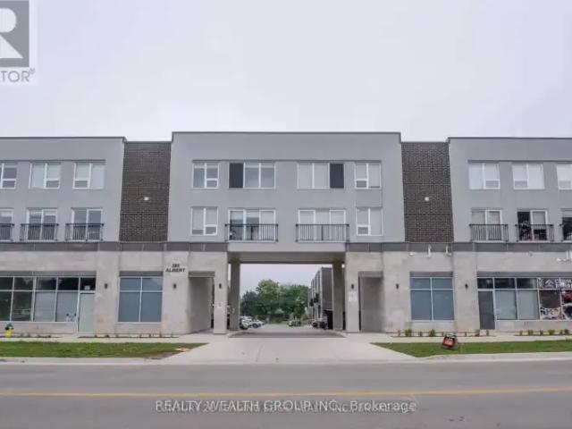Townhouse for rent in Waterloo, Ontario