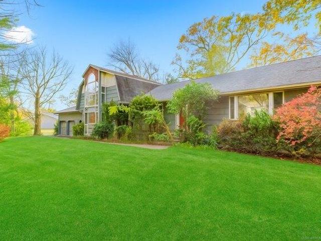 House for sale in Trumbull, Connecticut