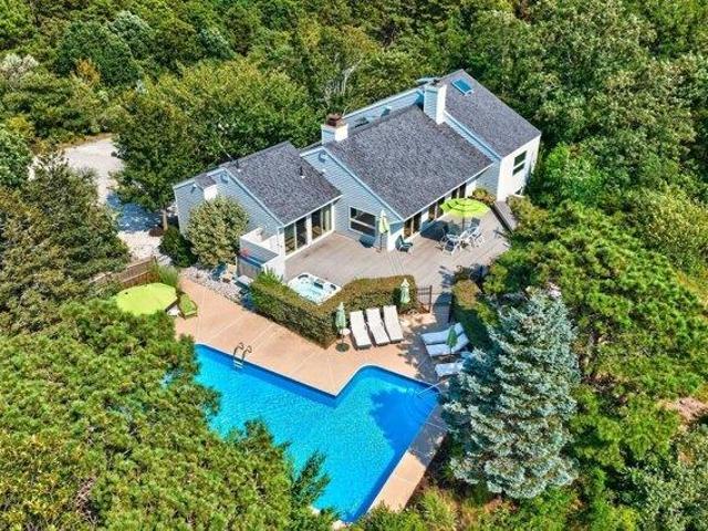 House for sale in North Truro, Massachusetts