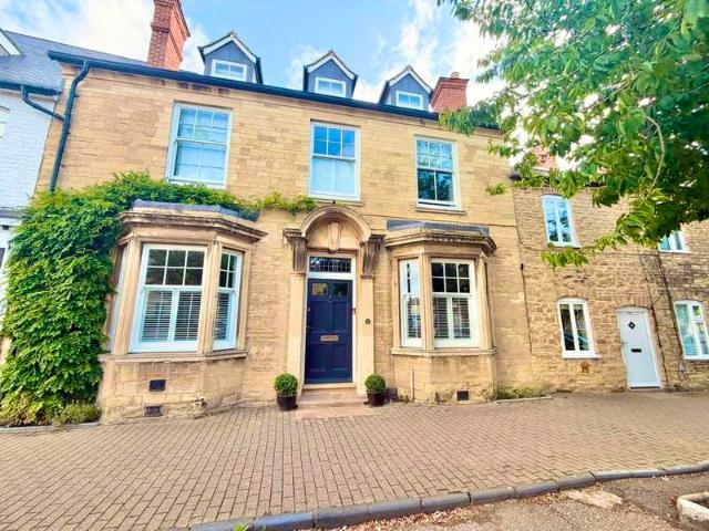 Property for sale in Olney