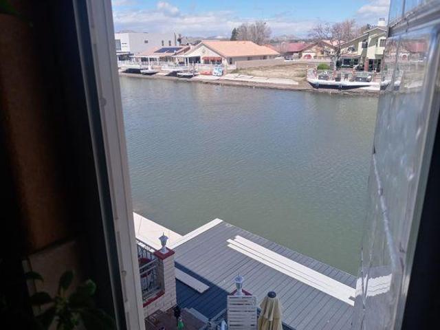 Room for rent in Victorville, California