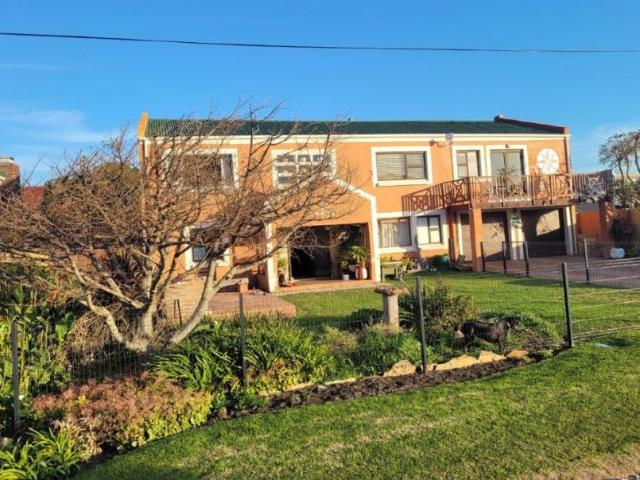 Property for sale in Baardskeerdersbos, Western Cape
