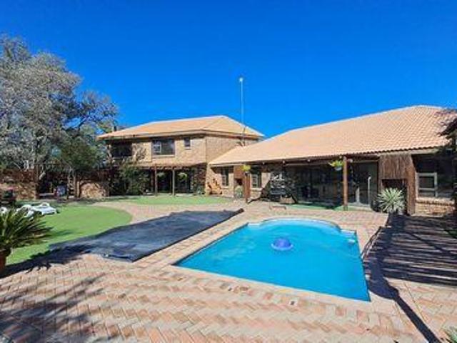 Property for sale in Hartbeespoort Dam Nature Reserve, North West