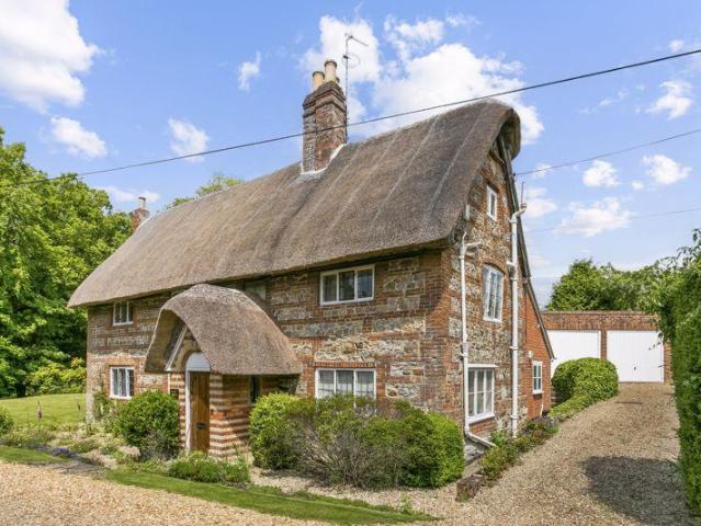 House for sale in Letcombe Regis, Dromore