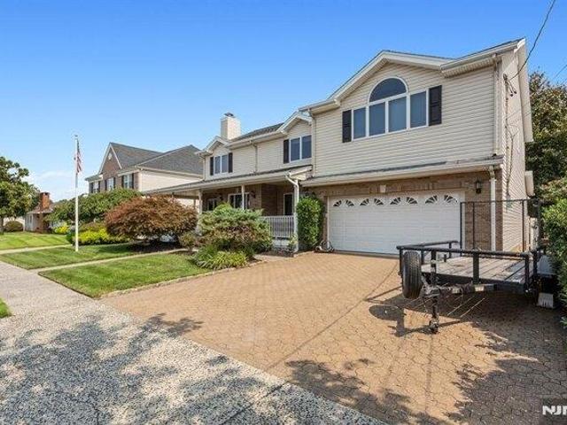 House for sale in Wallington, New Jersey