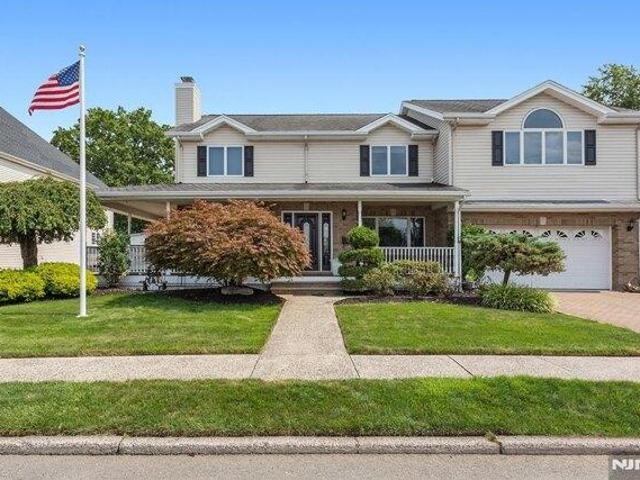 House for sale in Wallington, Bergen County