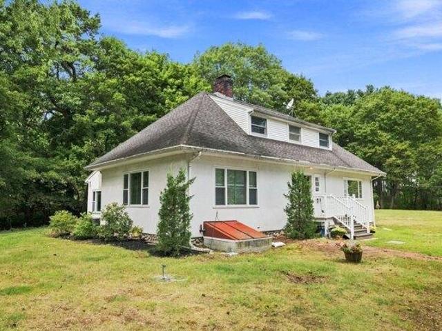 House for sale in Walpole, Norfolk County