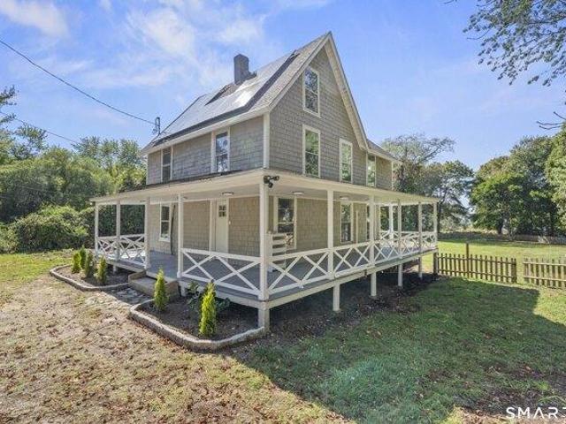 House for sale in Waterford, Connecticut
