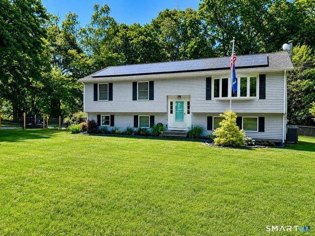 House for sale in Waterford, Connecticut