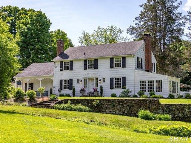 House for sale in Oakville, Connecticut