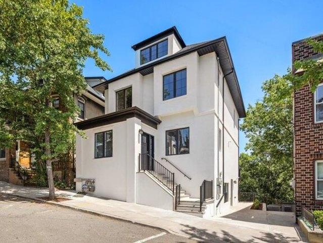 House for sale in Weehawken, Hudson County