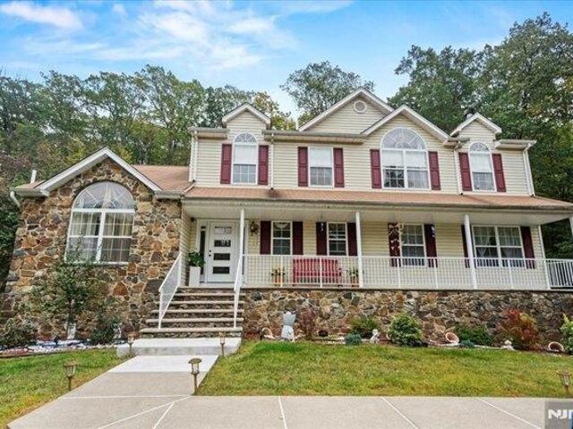 House for sale in Passaic, New Jersey