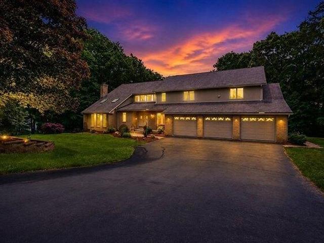 House for sale in Ridgecrest, Westfield