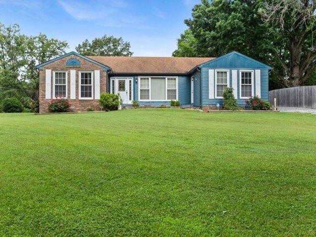 House for sale in White Bluff House for sale in White Bluff