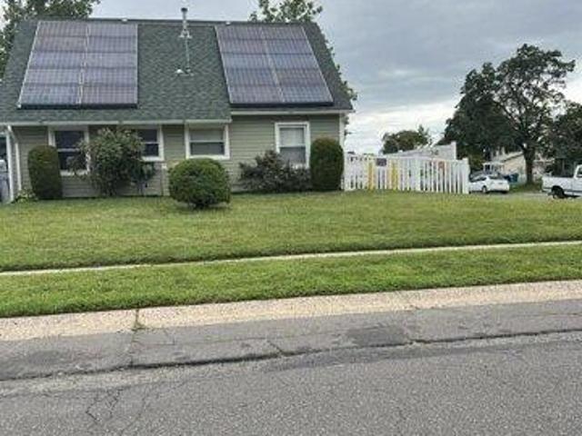 House for sale in Charleston, Willingboro Township