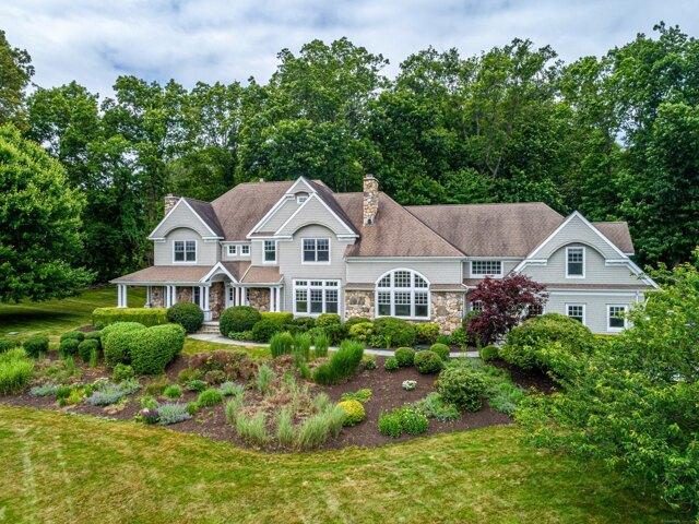 House for sale in Wilton