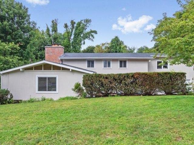 House for sale in Winchester Highlands, Winchester