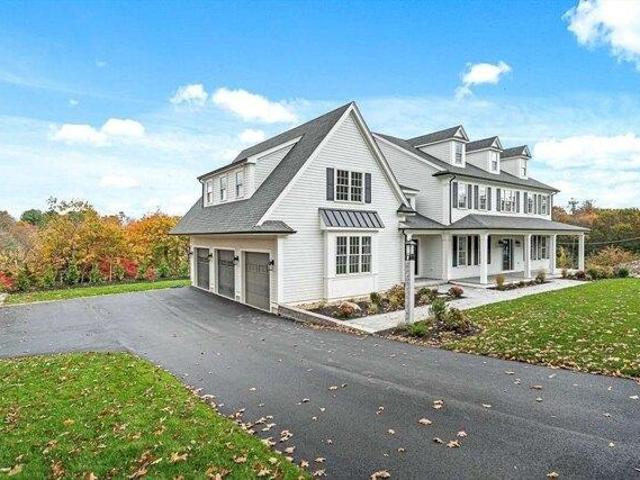 House for sale in Woburn, Massachusetts