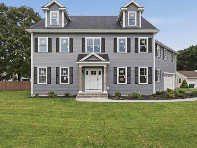 House for sale in North Woburn, Woburn