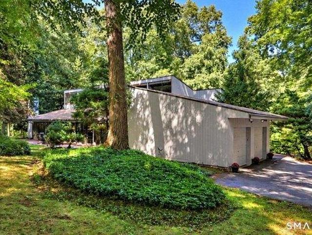 House for sale in Woodbridge, South Central Connecticut Planning Region