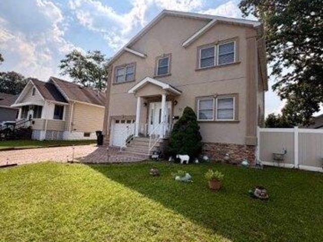 House for sale in Avenel, Woodbridge Township