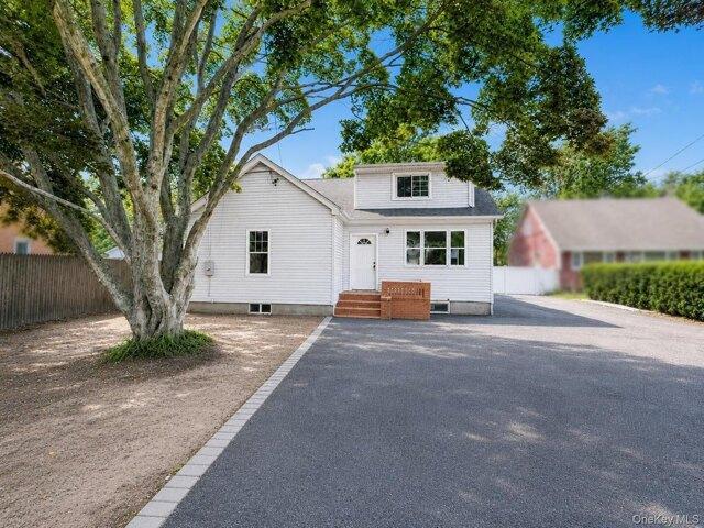 House for sale in Babylon, New York