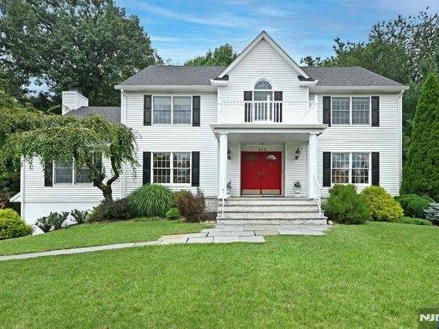 House for sale in Wyckoff, New Jersey