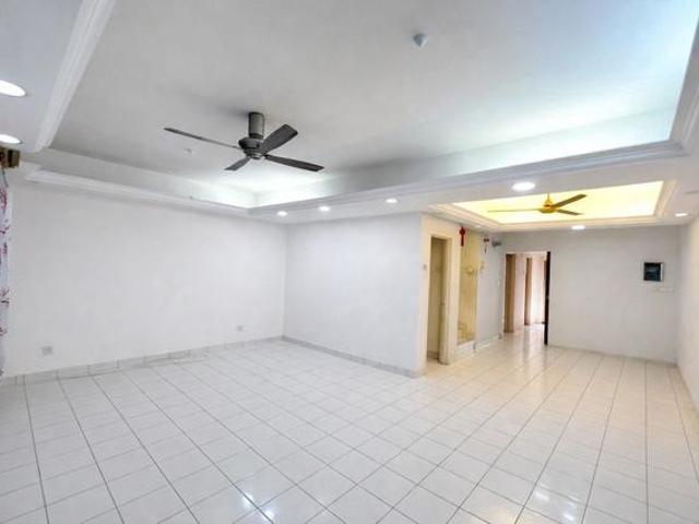 Condominium for sale in Langat, Selangor