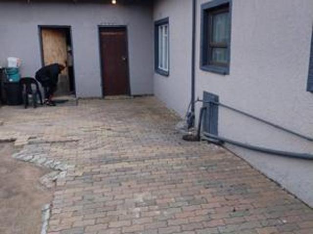 House for sale in Daveyton, City of Ekurhuleni Metropolitan Municipality