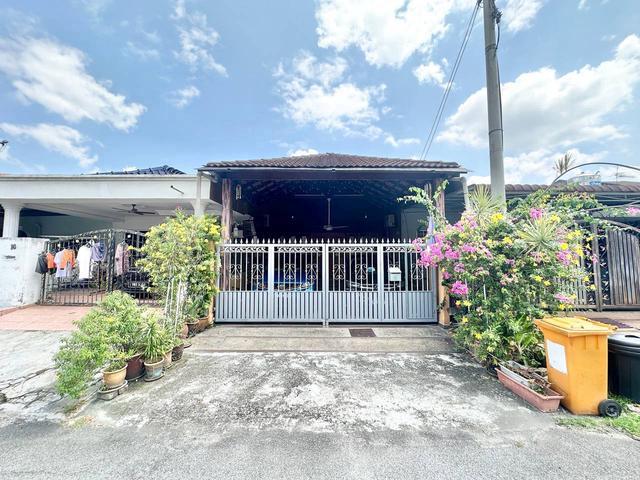 Terraced House for sale in Country Heights Damansara, Kuala Lumpur