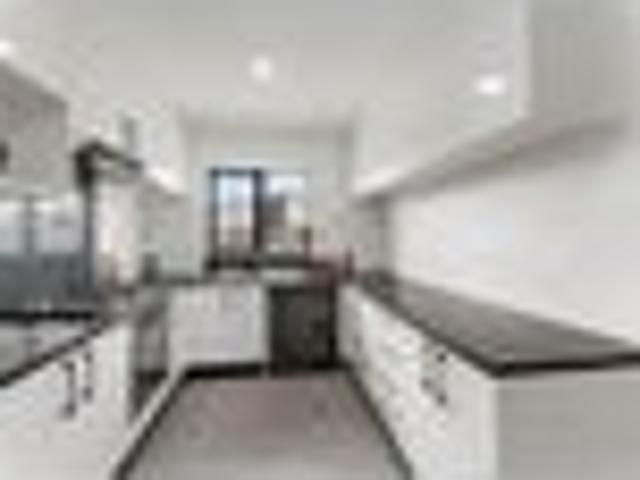 Townhouse for sale in McLennan, Papakura