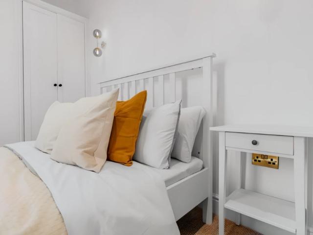 Apartment for rent in Lakenham, East Bank
