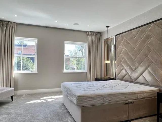 Apartment for rent in Cockfosters, Greater London