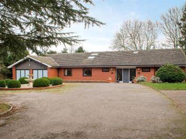 House for sale in Elmfield, Leicestershire