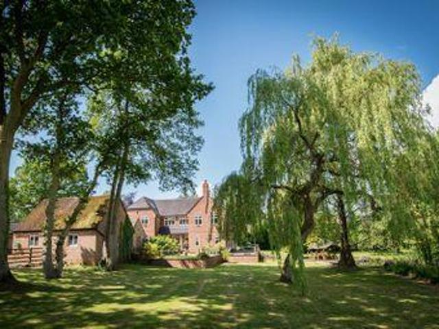 House for sale in West Midlands