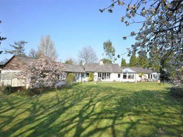 House for sale in Fole, Surrey