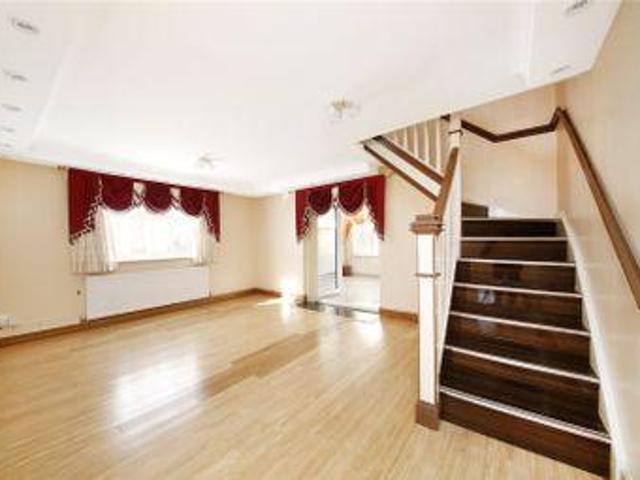 House for sale in Hillview, Surrey