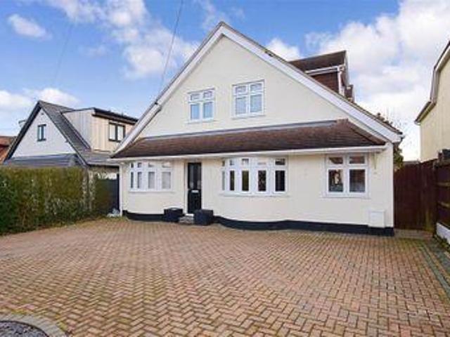 House for sale in Navestock Side