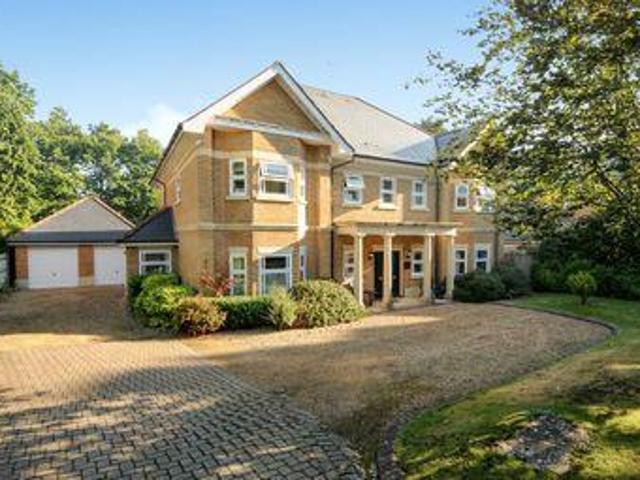 House for rent in Ascot