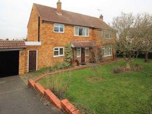 House for rent in Westborough, Surrey